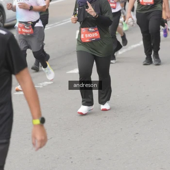 Runner Photo 3757912