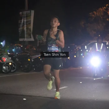 Runner Photo 3757951