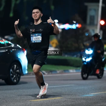 Runner Photo 3757973