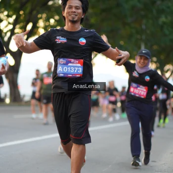 Runner Photo 3757978