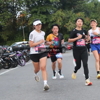 Runner Photo 3758073