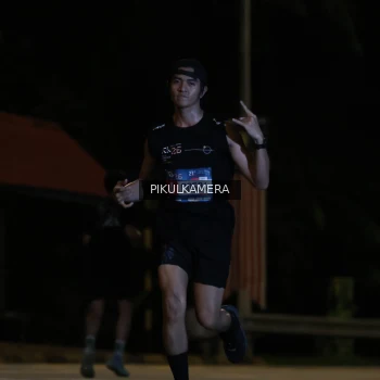 Runner Photo 3758100