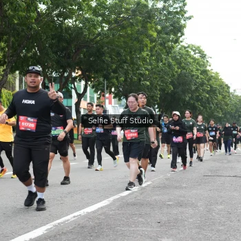 Runner Photo 3758177