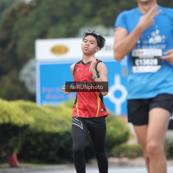 Runner Photo 3758295