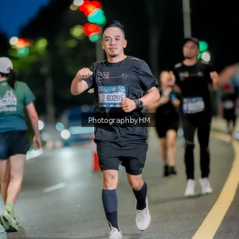 Runner Photo 3758317