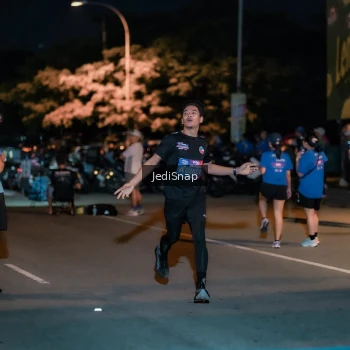 Runner Photo 3758343