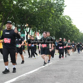 Runner Photo 3758352
