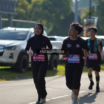 Runner Photo 3758515
