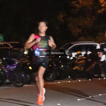 Runner Photo 3758548