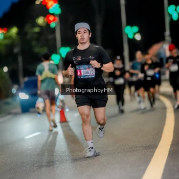 Runner Photo 3758612