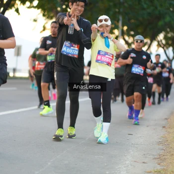 Runner Photo 3758619