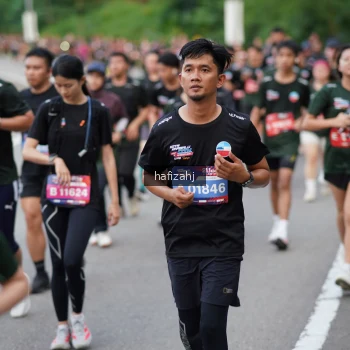 Runner Photo 3758643