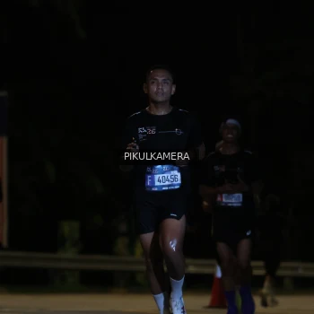 Runner Photo 3758676