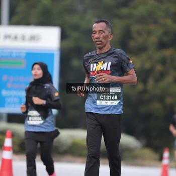 Runner Photo 3758683