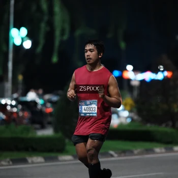 Runner Photo 3758698
