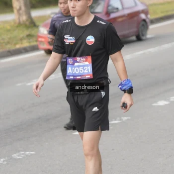 Runner Photo 3758712
