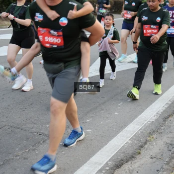 Runner Photo 3758748