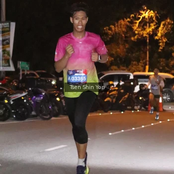 Runner Photo 3758758