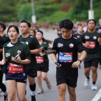 Runner Photo 3758801