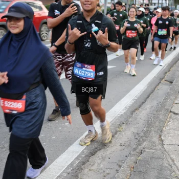 Runner Photo 3758805
