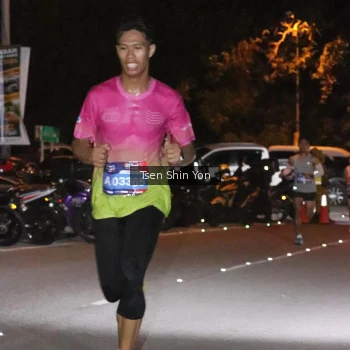 Runner Photo 3758820