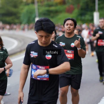 Runner Photo 3758840
