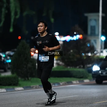 Runner Photo 3758880