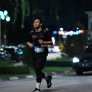 Runner Photo 3758891