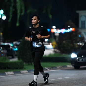 Runner Photo 3758897