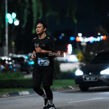 Runner Photo 3758912