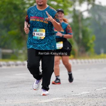 Runner Photo 3758926
