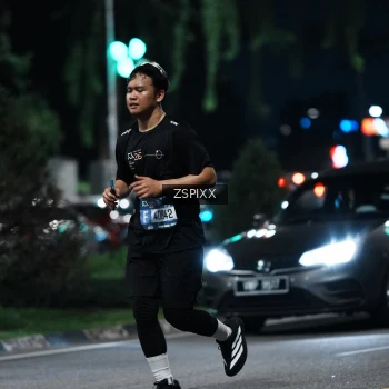 Runner Photo 3758936