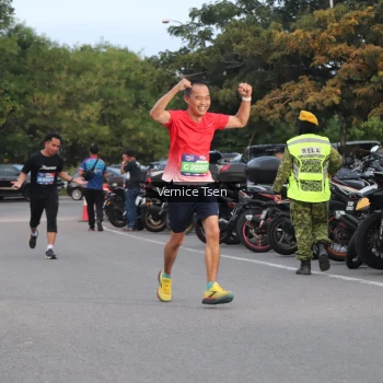 Runner Photo 3758954