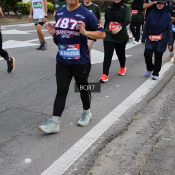 Runner Photo 3758995