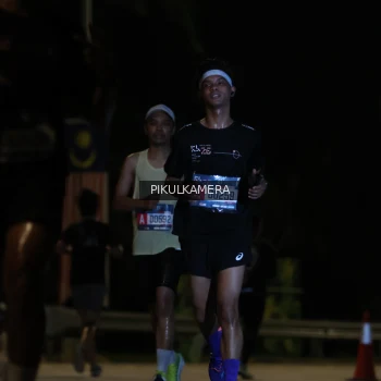 Runner Photo 3759022