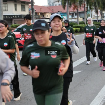 Runner Photo 3759076