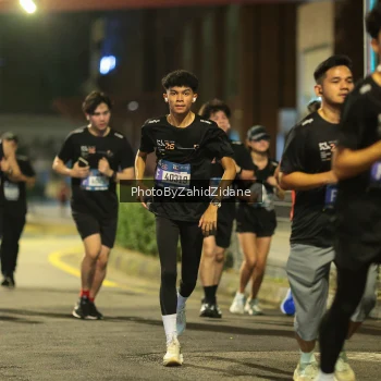 Runner Photo 3759091
