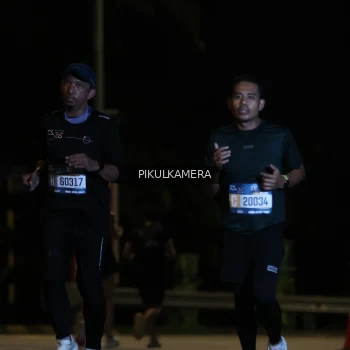 Runner Photo 3759112