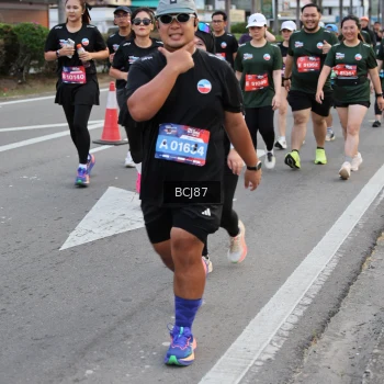 Runner Photo 3759192