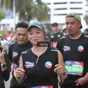 Runner Photo 3759248