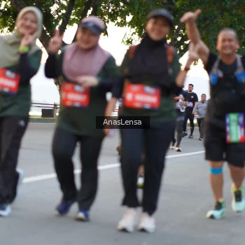 Runner Photo 3759277