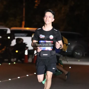 Runner Photo 3759365