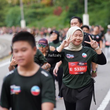 Runner Photo 3759374