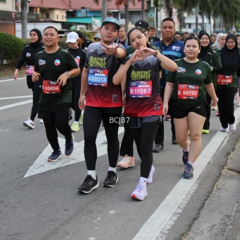 Runner Photo 3759384