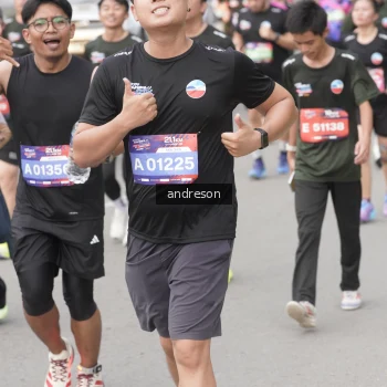Runner Photo 3759410