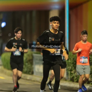 Runner Photo 3759422