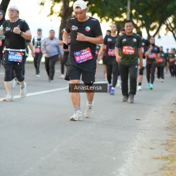 Runner Photo 3759544