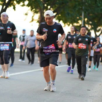 Runner Photo 3759571