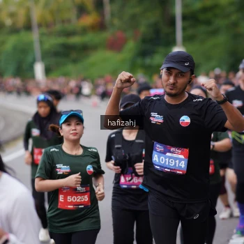 Runner Photo 3759574