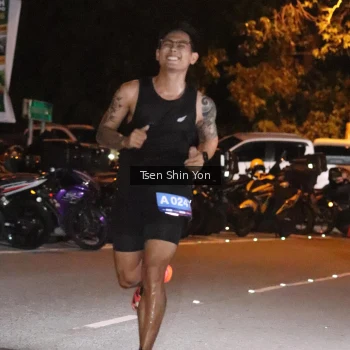 Runner Photo 3759632